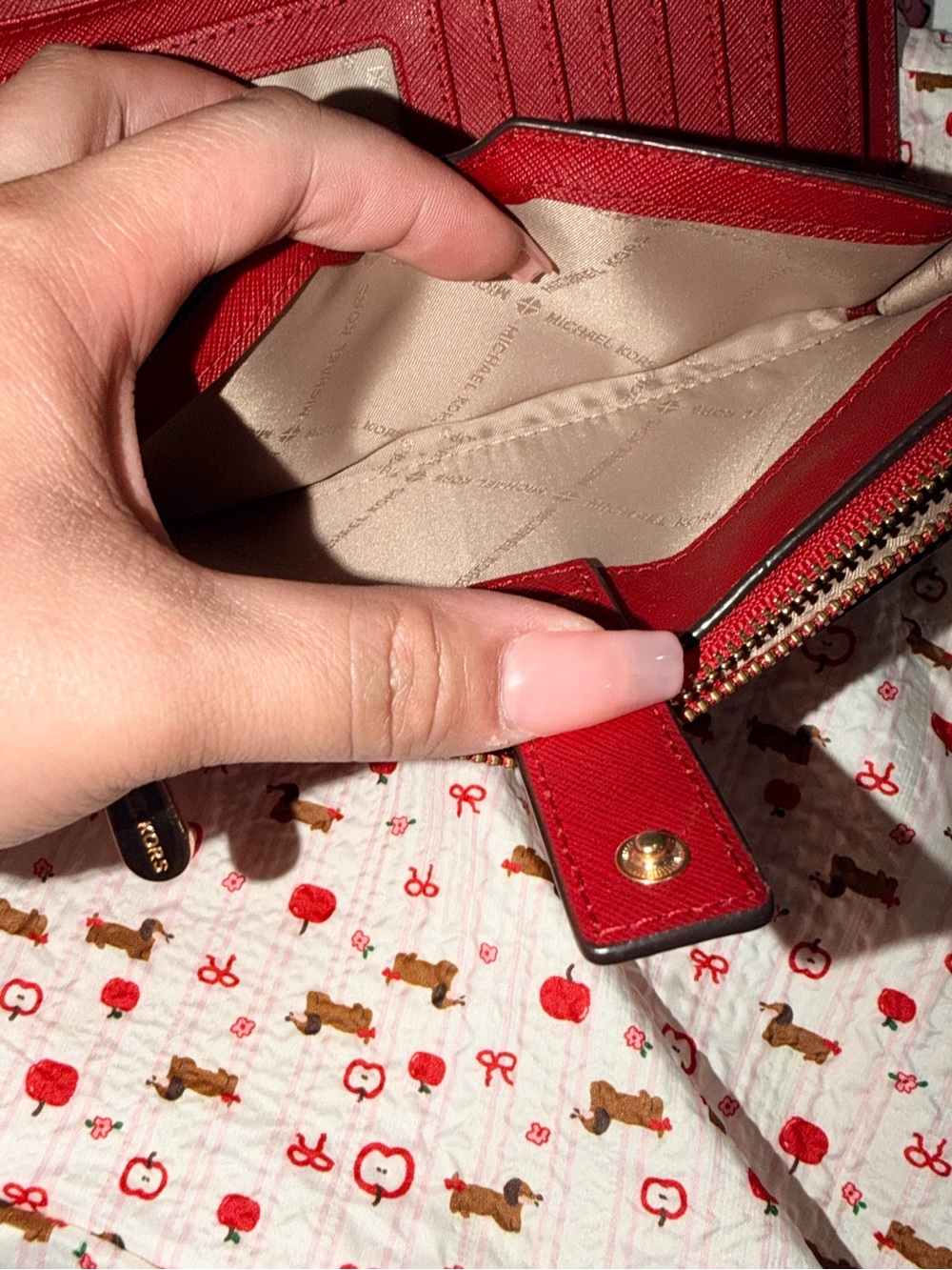 Michael Kors Red Wristlet Wallet with Heart Pig Patch - Picture 2 of 6